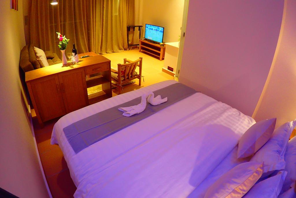 Deluxx Boutique Hotel シアヌークビル 部屋 写真