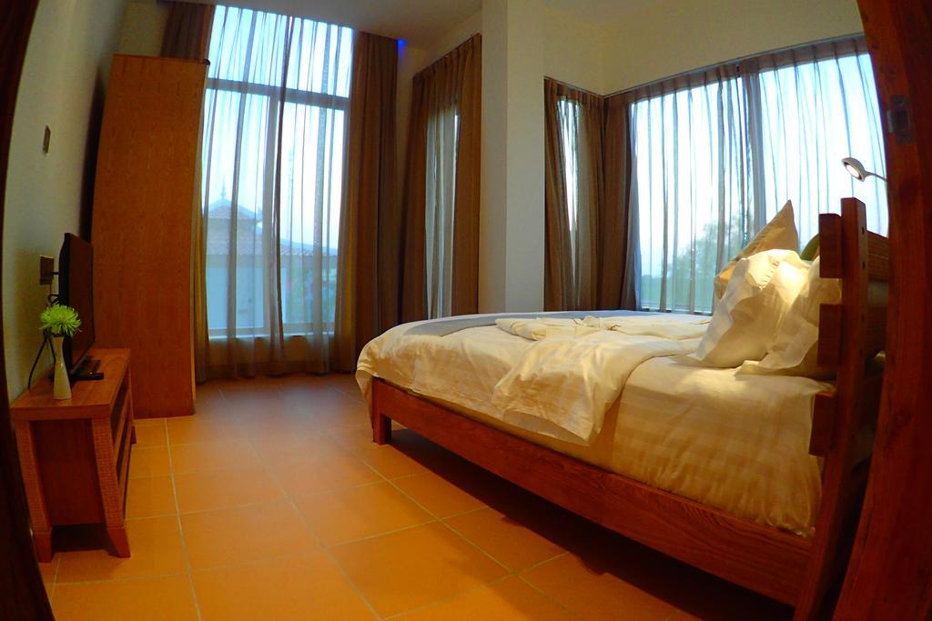 Deluxx Boutique Hotel シアヌークビル 部屋 写真