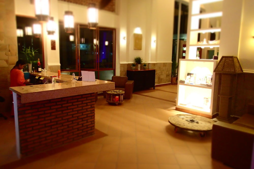 Deluxx Boutique Hotel シアヌークビル エクステリア 写真